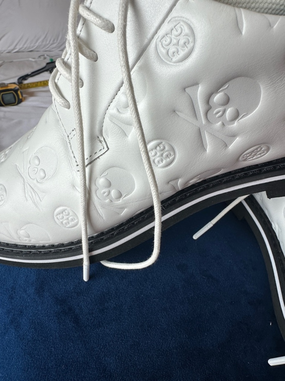 G/FORE White Embossed Skull Athletic Dress Shoes !!!read remarks!!! - Picture 3 of 8